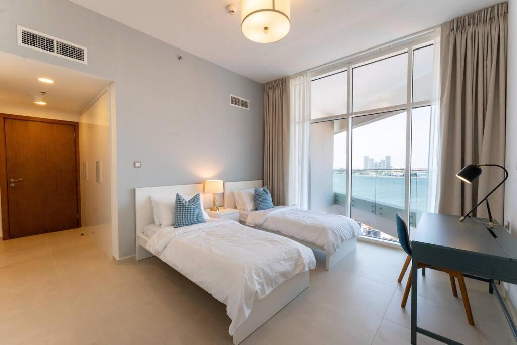 Luxury Mina Azizi Palm Jumeirah-private * Dubai
